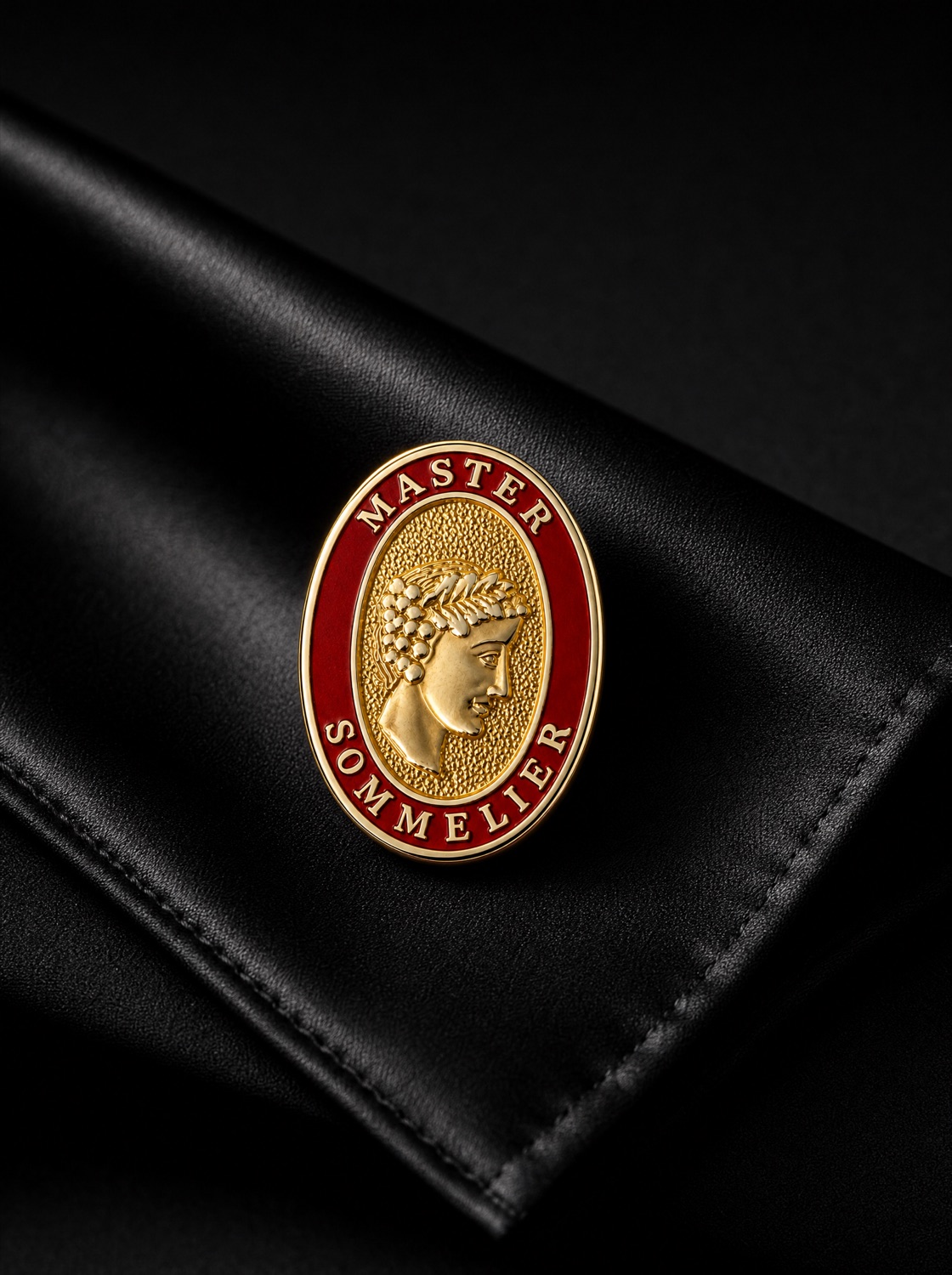 The Master Sommelier pin